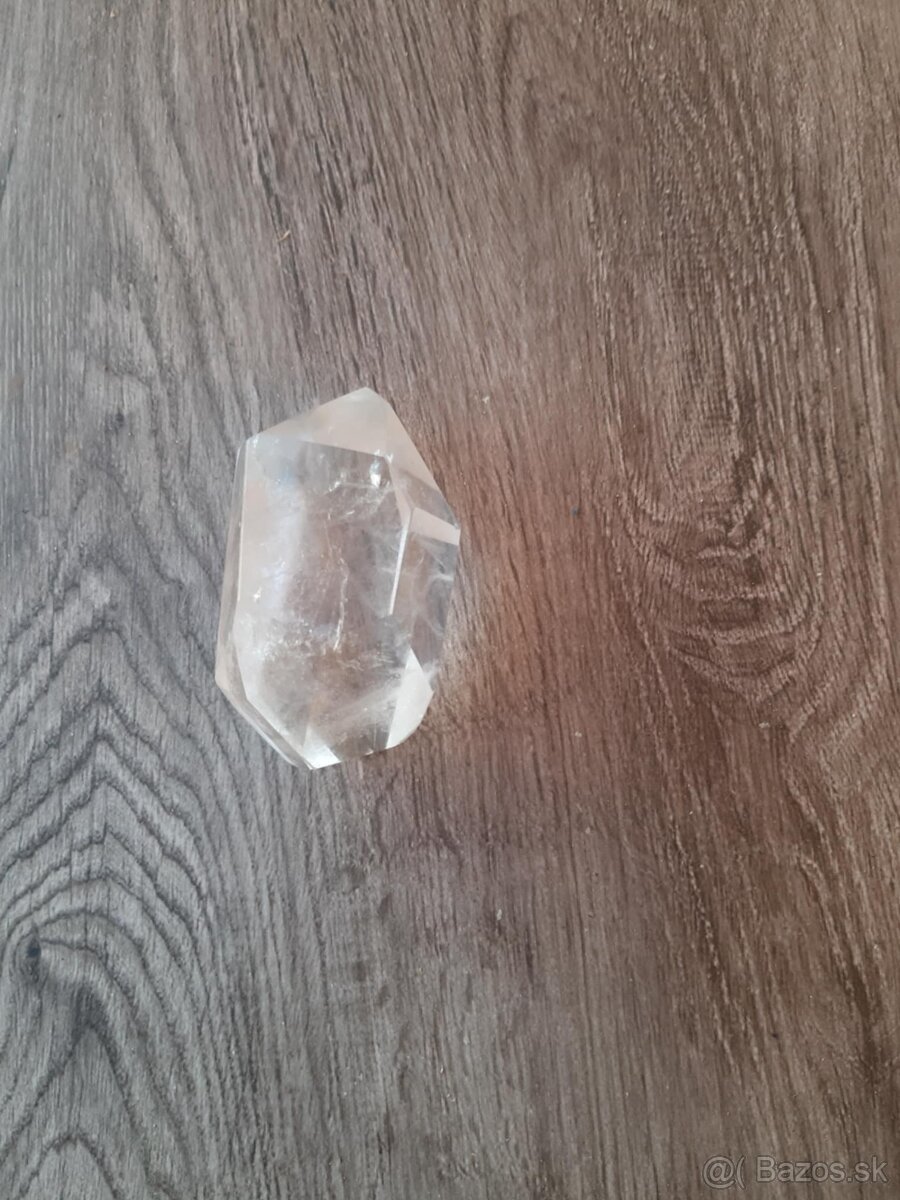 Krištáľ brúsený