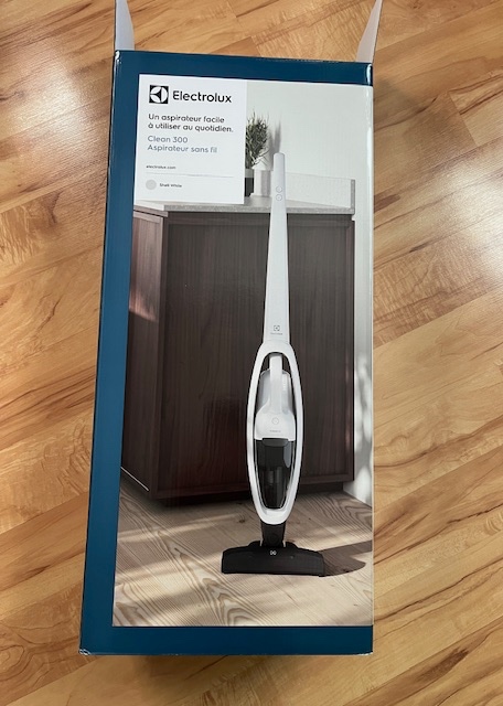 Tyčový vysávač Electrolux 300 clean nové príslušenstvo