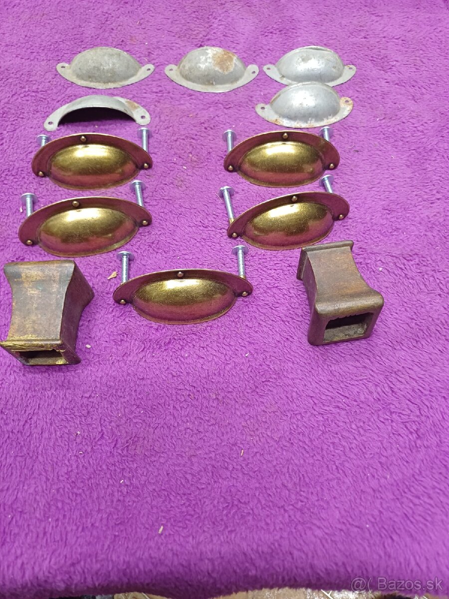 Predám kovanie na nabytok