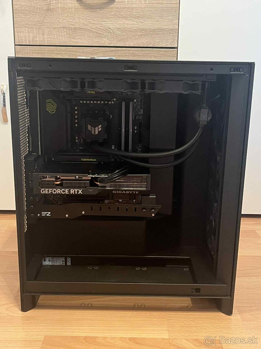 Najvýhodnejší Herný PC s 9800x3D+ CL30 6000mhz RAM na BAZOSI