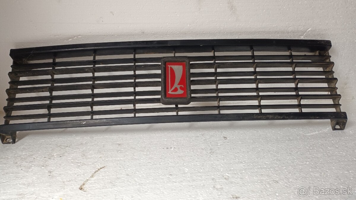 Predná mriežka Lada 2105, 2104