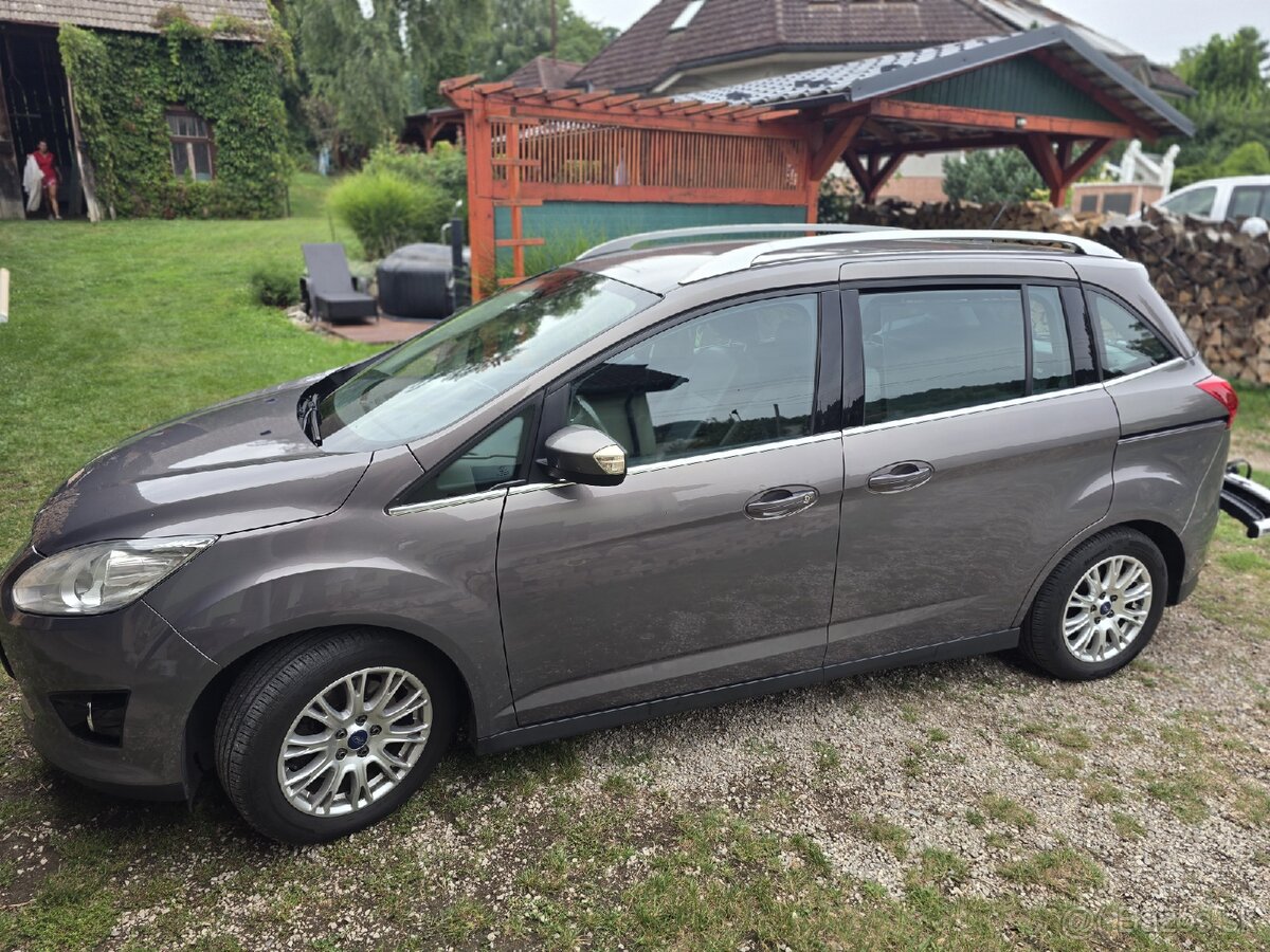 Ford C Max grand 1.6tdci rok 2015.