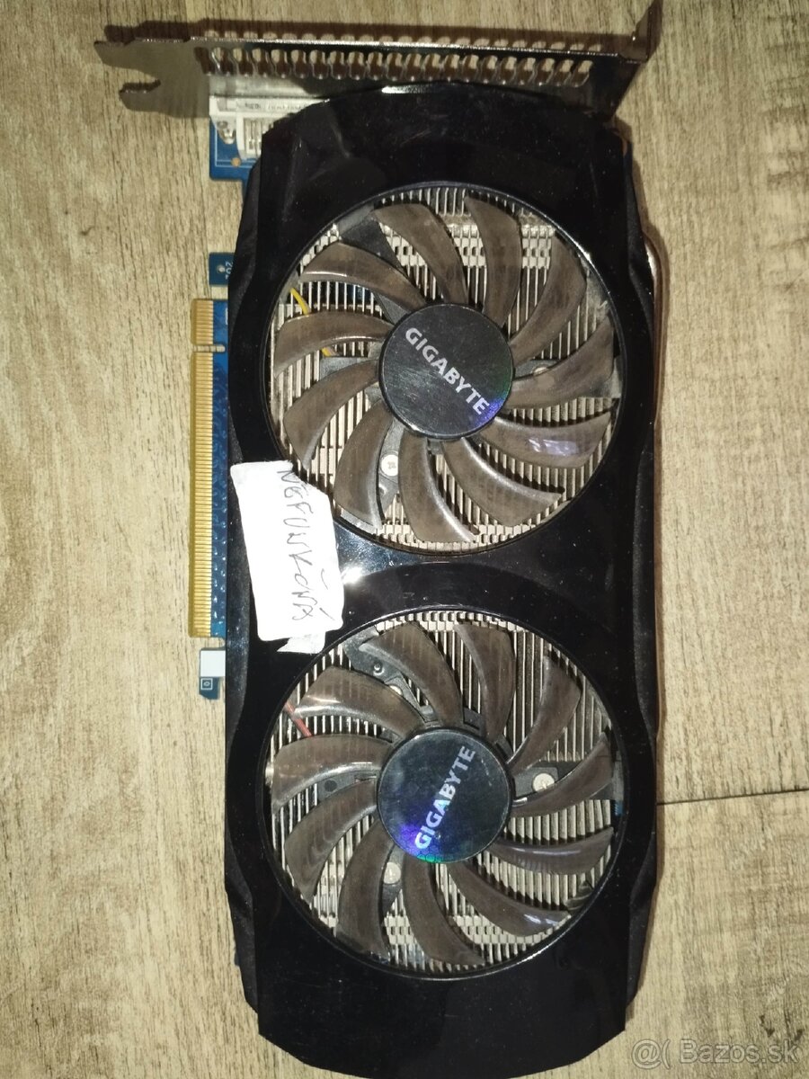 Grafická karta GTX 460 nefunkčná