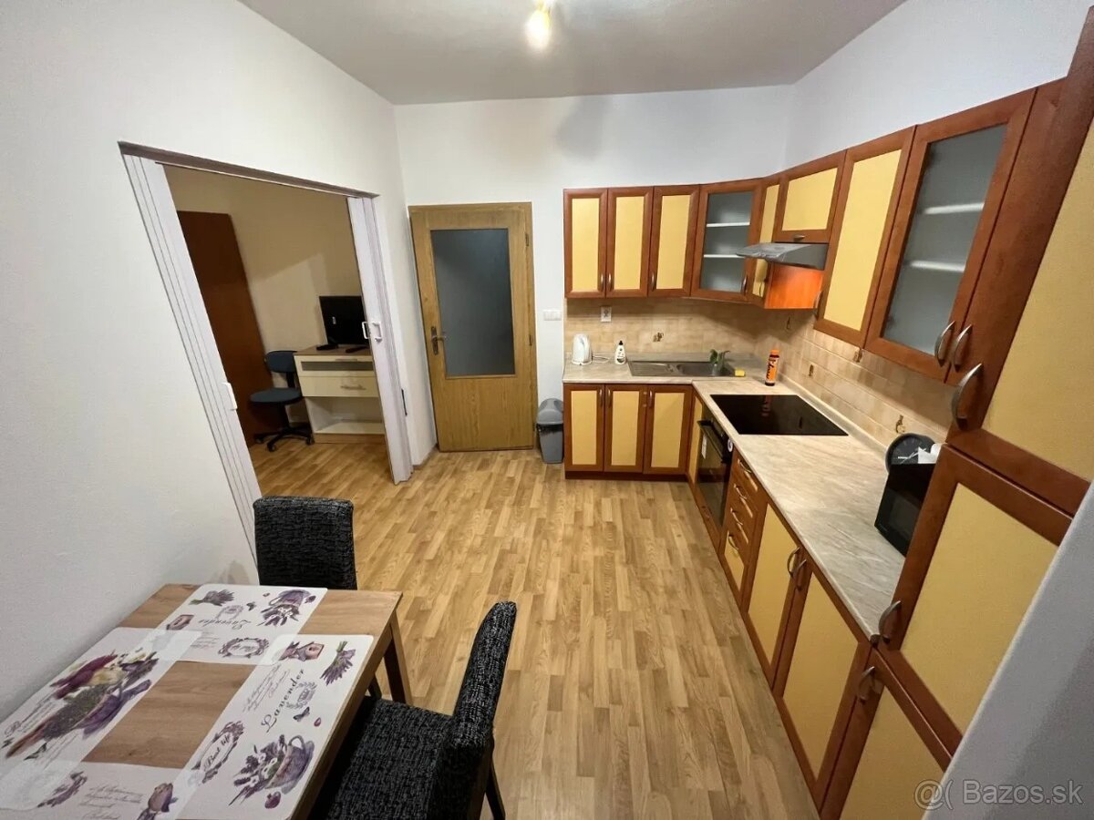 2 izbový byt Trenčín na predaj, ul. Východná