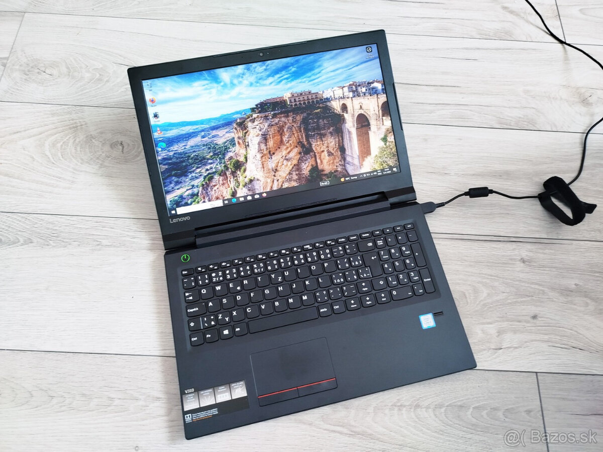 notebook Lenovo V310 - 15.6", i3-7100u, 12GB, SSD, W10
