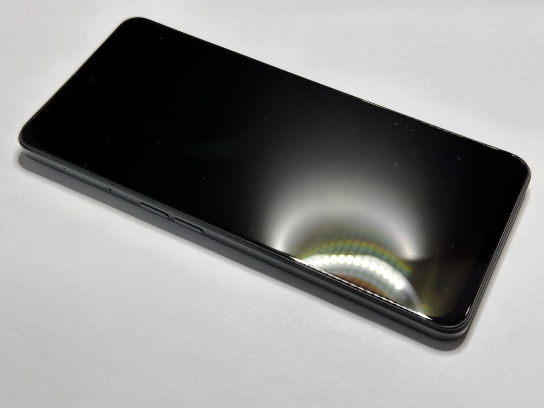 ONE PLUS MOBILNY TELEFÓN