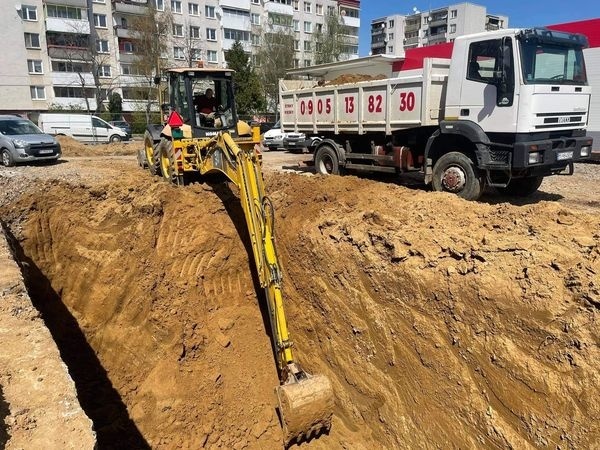 Štrky Piesky Zemné Výkopové Búracie Práce Veľké Kapušany