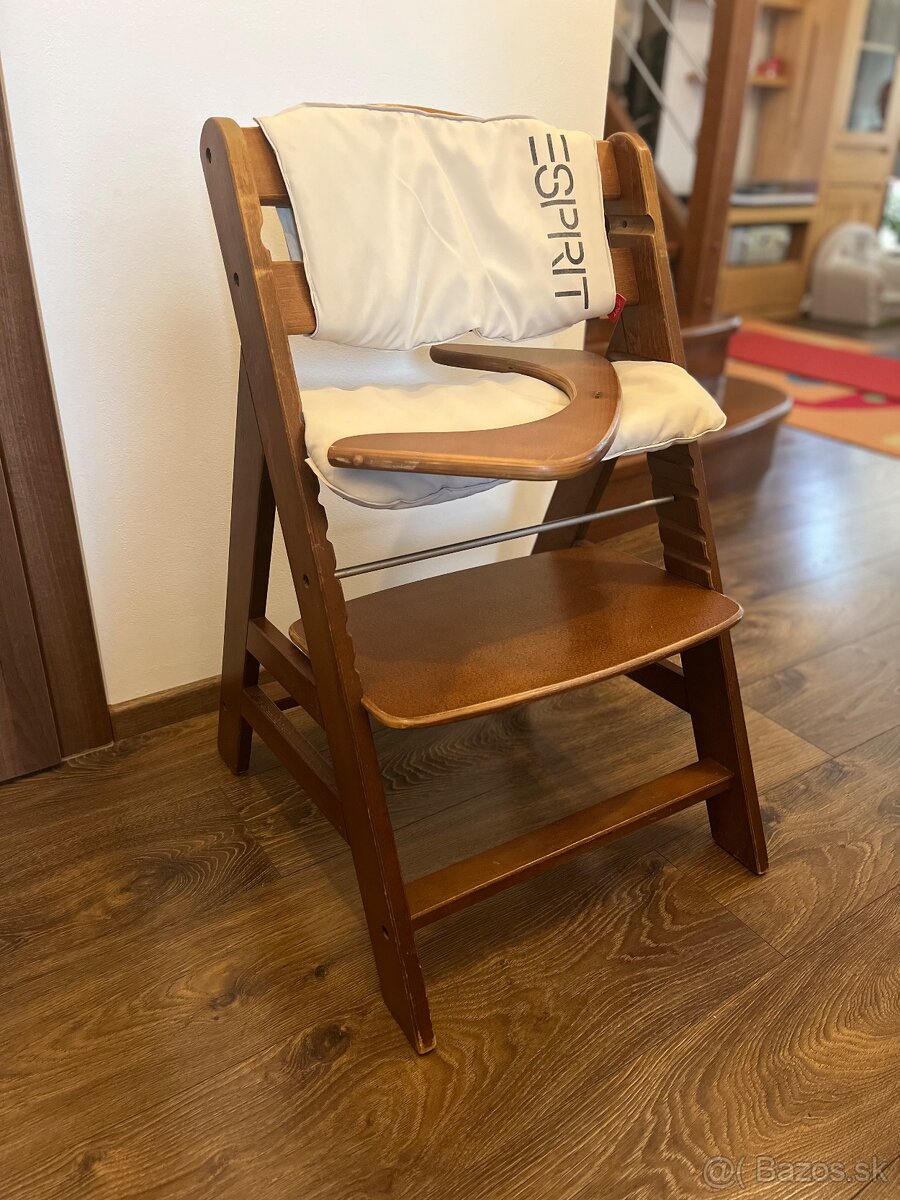 Drevená detská stolička
