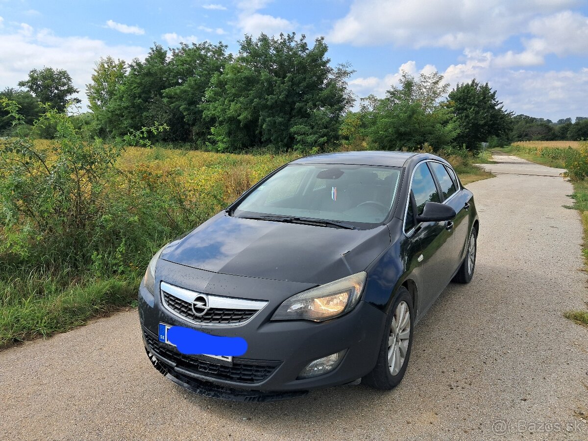 Opel astra J 2.0 CDTI 118 kw