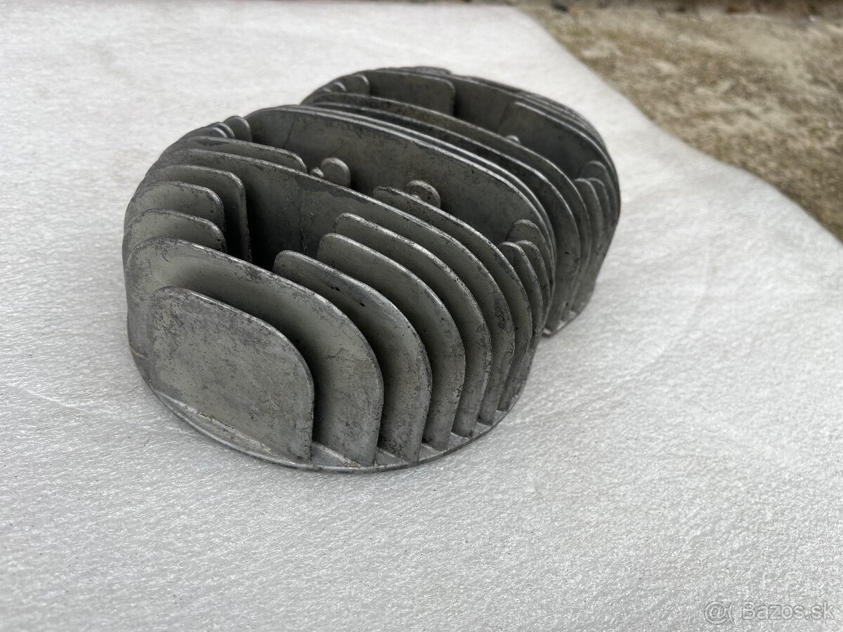 Hlavy valcov z motora Jawa 350 model Panelka/Športka