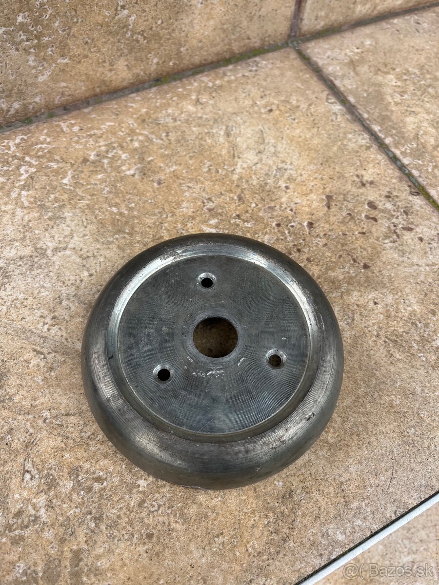 Zotrvačník Babetta 207