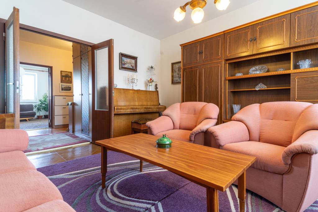 NA PREDAJ PLNOHODNOTNÝ 3 IZBOVÝ BYT NA KVP, ČORDÁKOVA, 70 m²