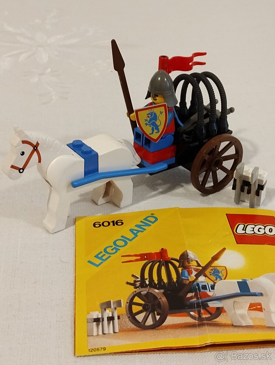 LEGO Castle 6016 Knights' Arsenal