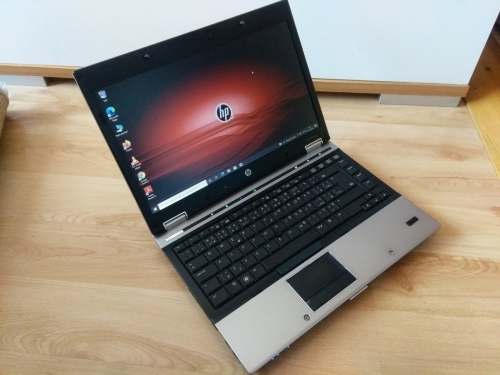 predám ntb HP / 4gb ram / Intel core i5 / 120gb ssd disk-