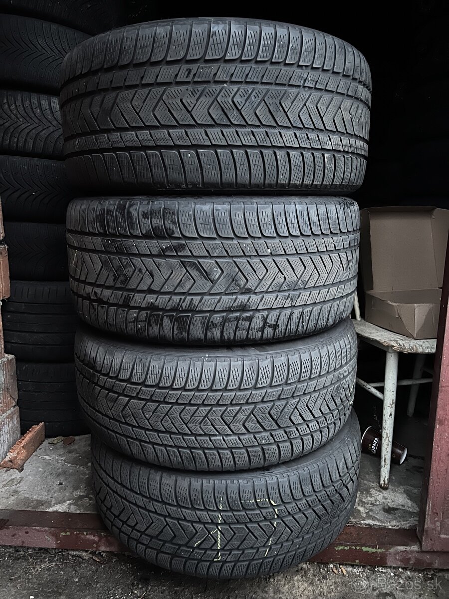 Zimné pneu - Pirelli (275/45 R21+315/40 R21) 4ks za 100€