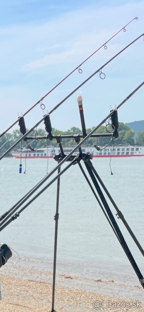 DAIWA D-POD rod prerobeny na 4 prúty