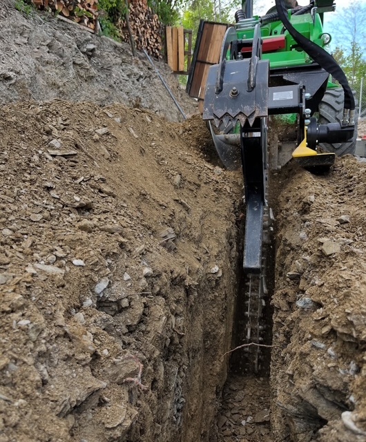 Prenajmem AVANT 528, AVANT 423, KUBOTA KX018