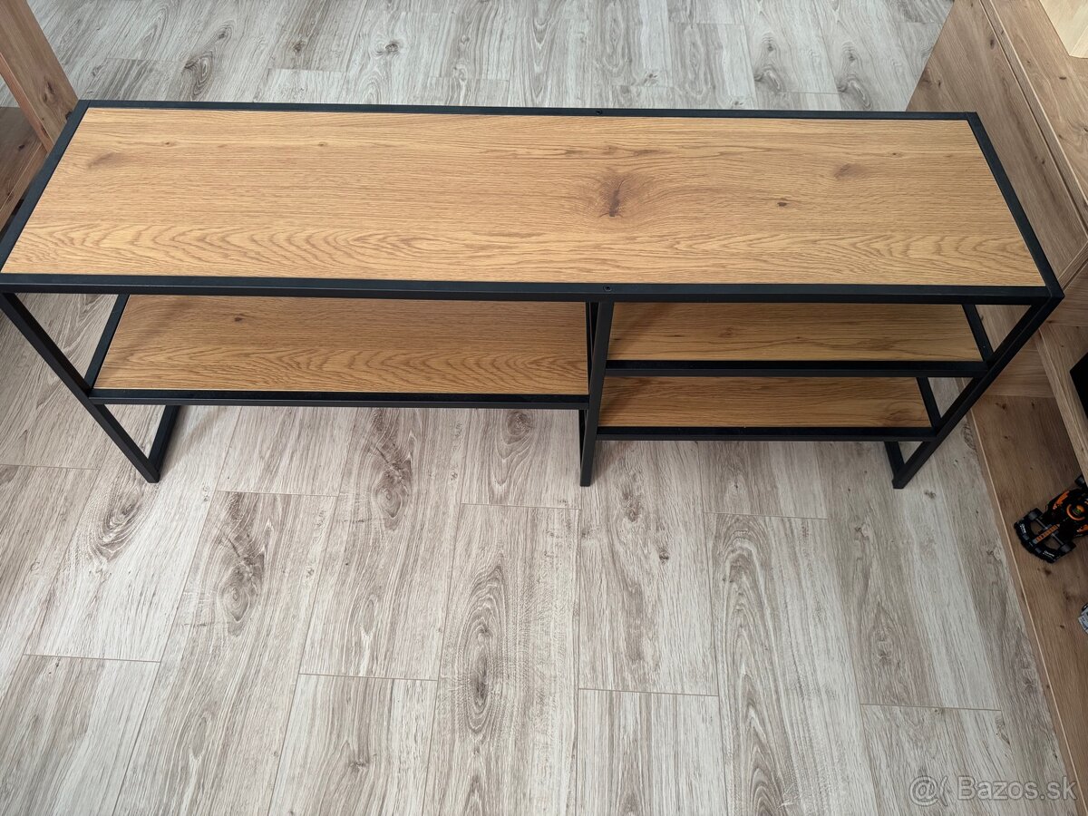 TV stolík
