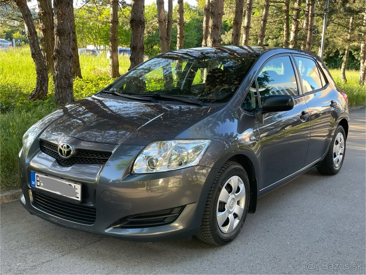 Toyota Auris 1.33 VVTi, Nová STK + EK