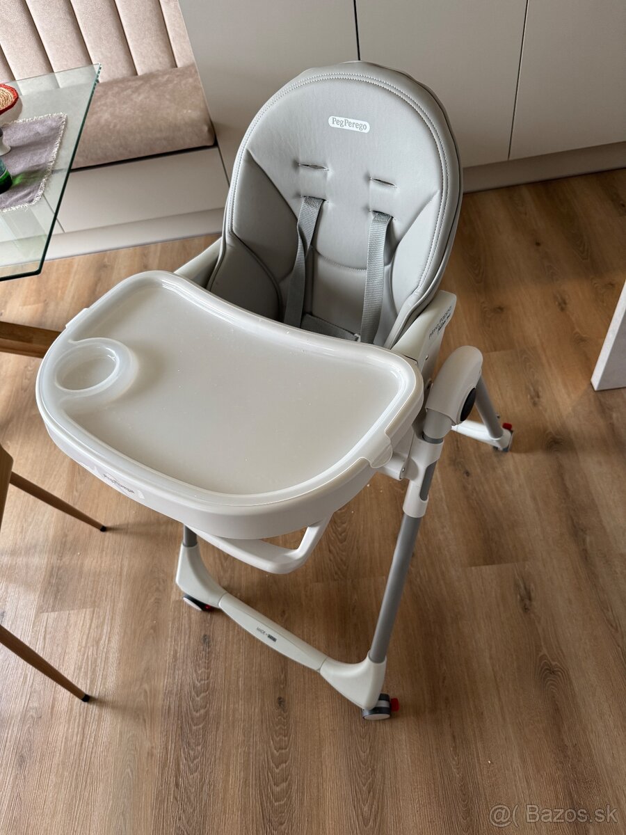 NOVÁ jedálenská stolička PEG PEREGO Prima Pappa