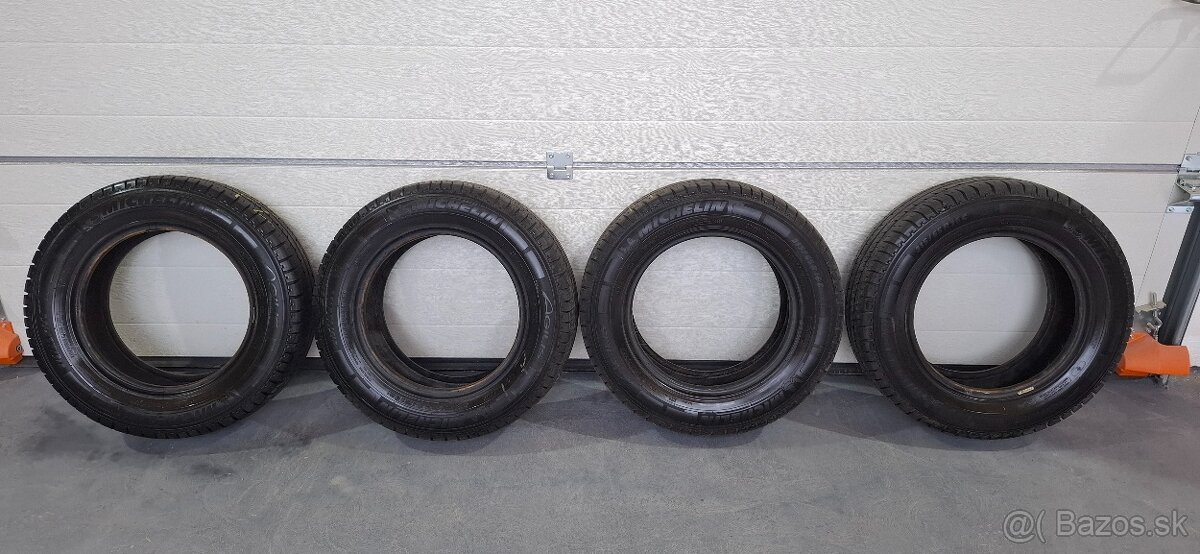 Michelin Agilis 215/65 r16c