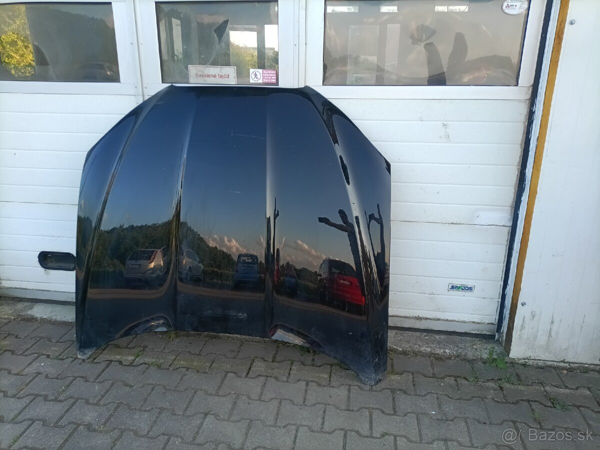 Jaguár xf