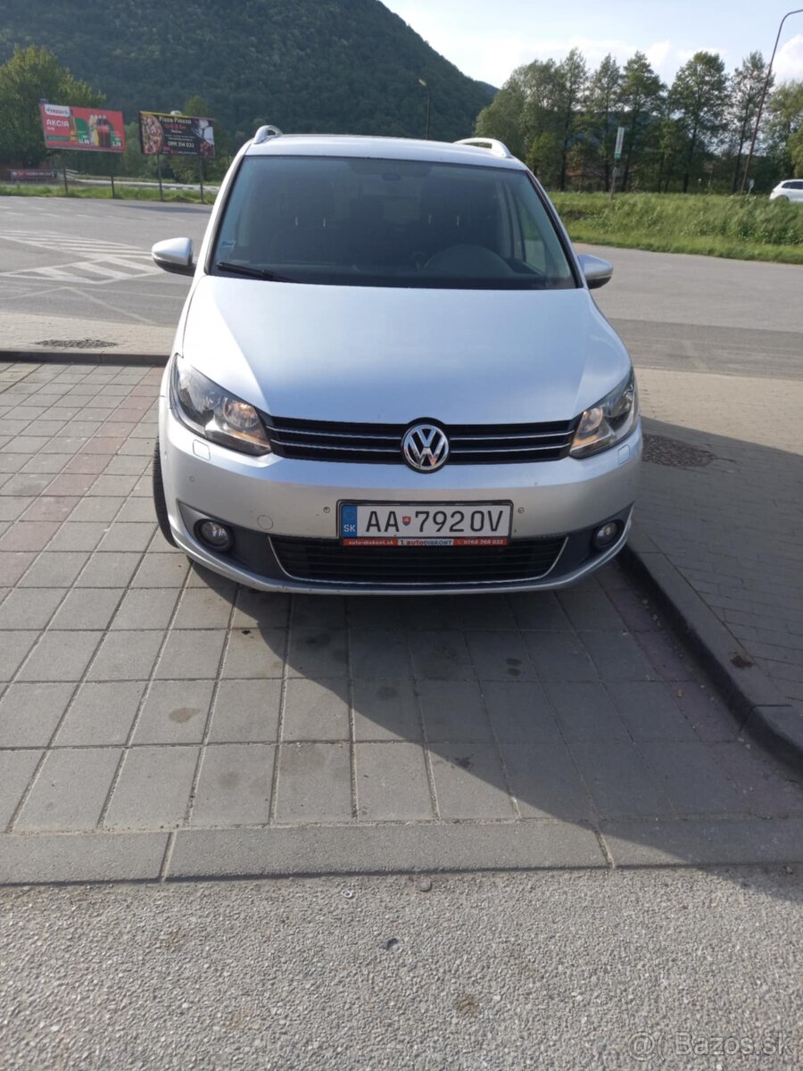 Volkswagen touran