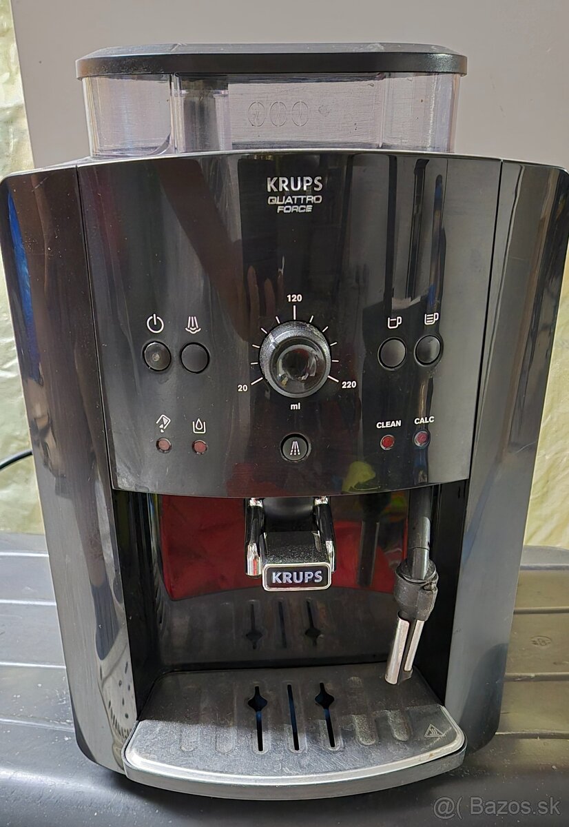 Kavovar Krups Quatro Force