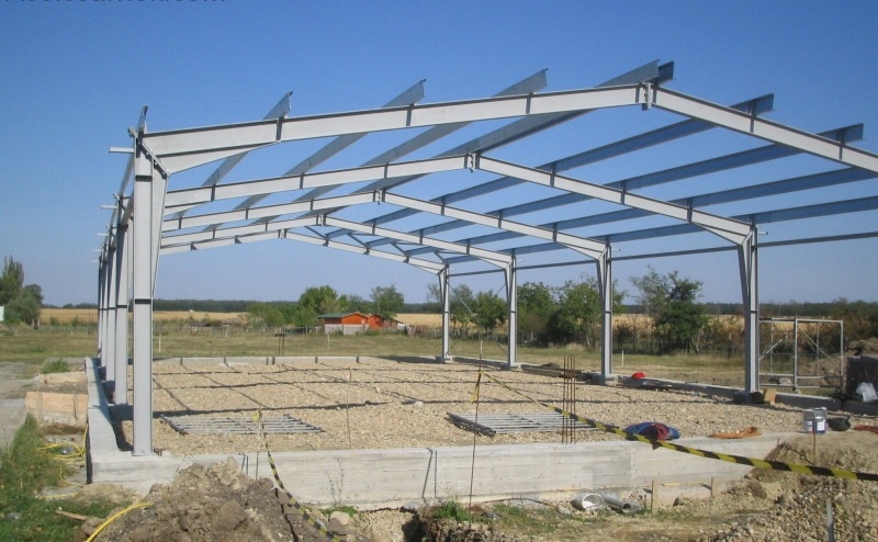 Oceľová konštrukcia haly  10x20x5m