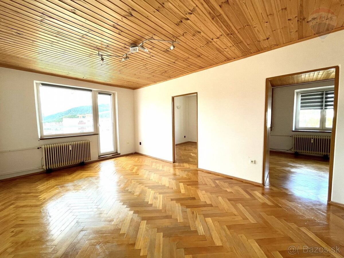 Prenájom : 3-izbový byt s krásnym výhľadom a príjemným okolí
