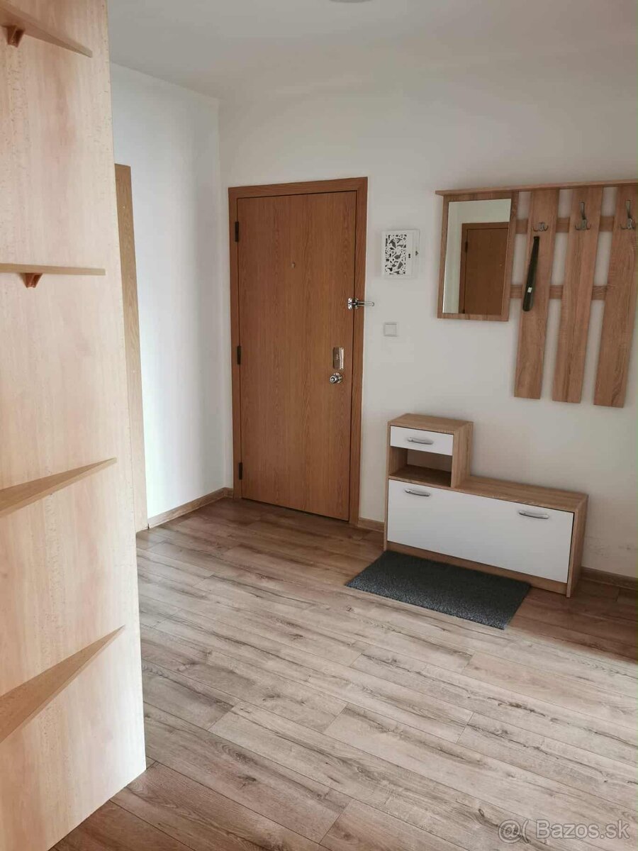 Prenájom 3-izbového bytu