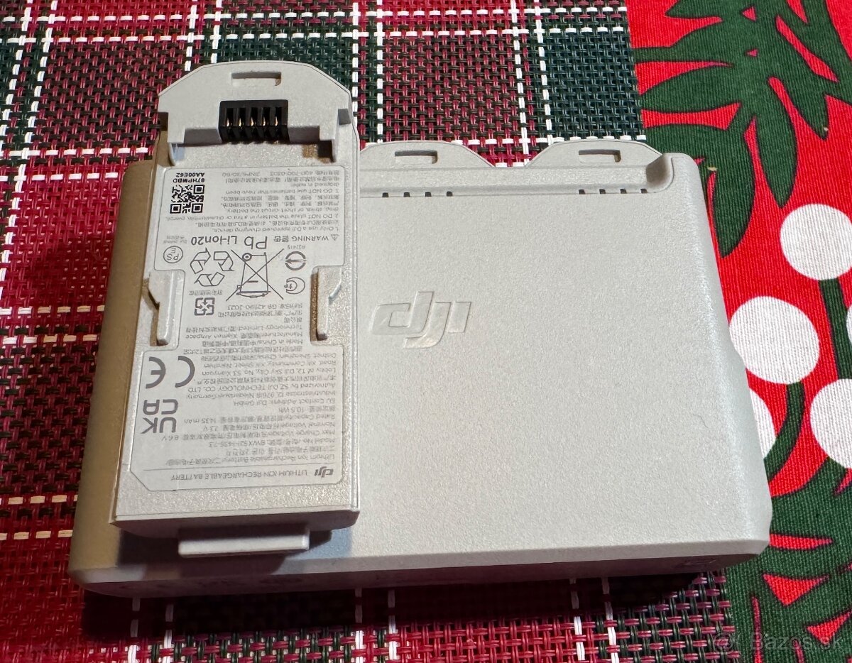 DJI Neo Charging Hub + 3 batérie