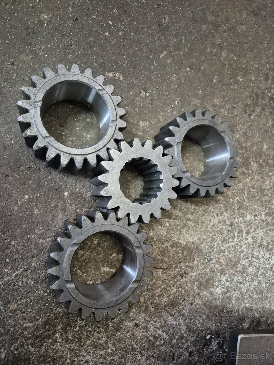 Ozubené kolesá do nápravy Raba LKT81