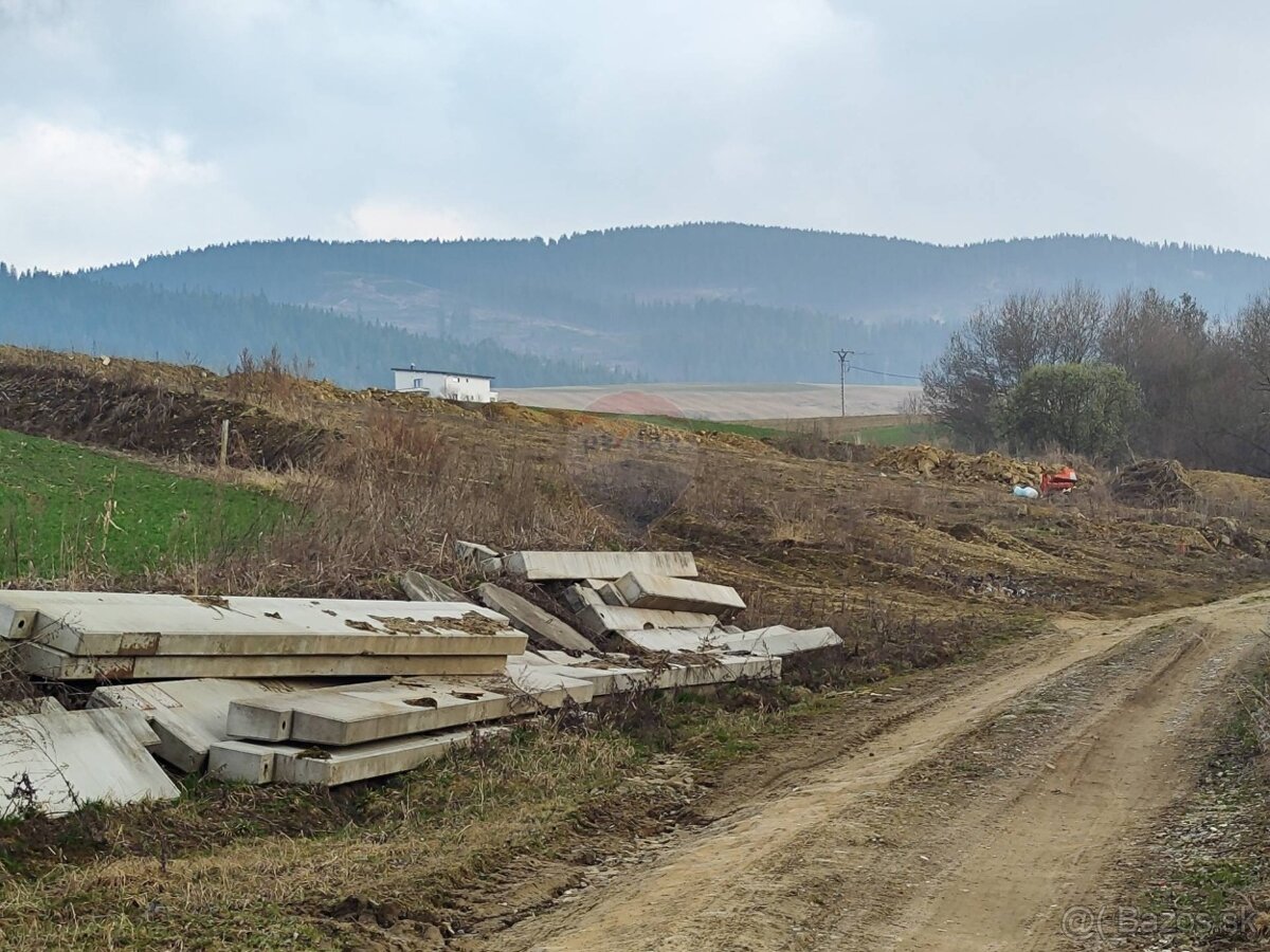 Predaj stavebného pozemku 5335 m2,Ťapešovo