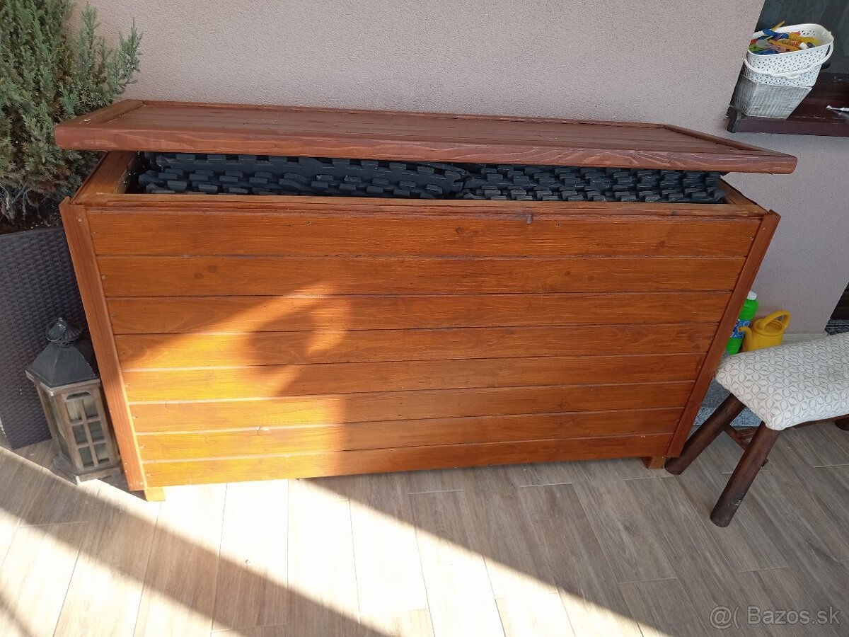 Záhradný úložný box