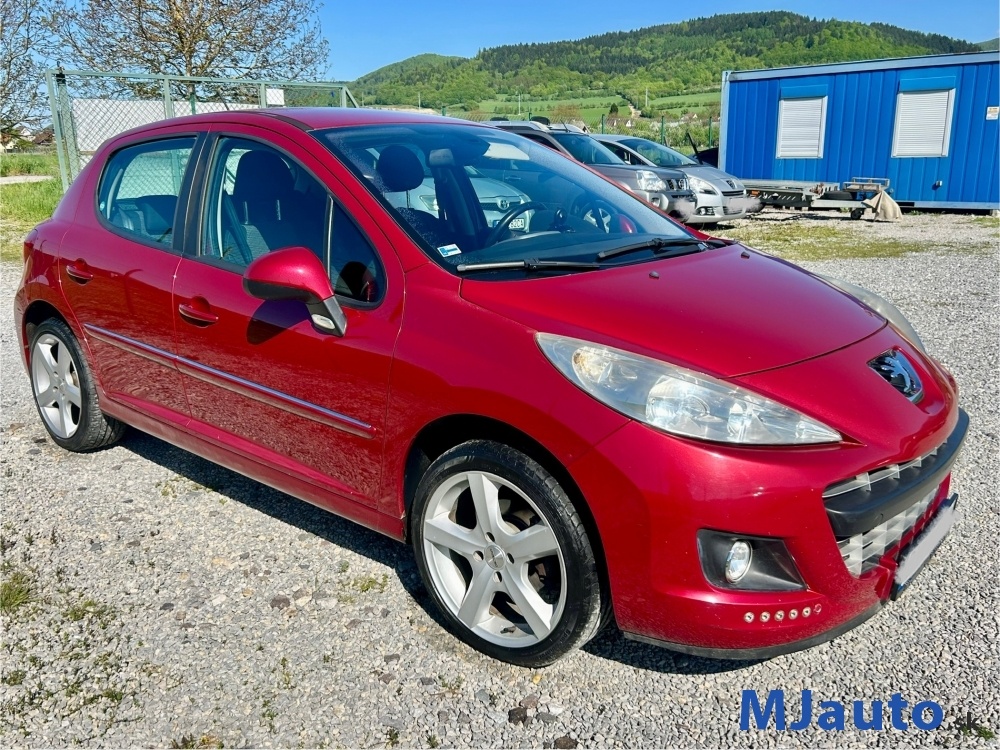 Peugeot 207 1.6 HDi 2790 €
