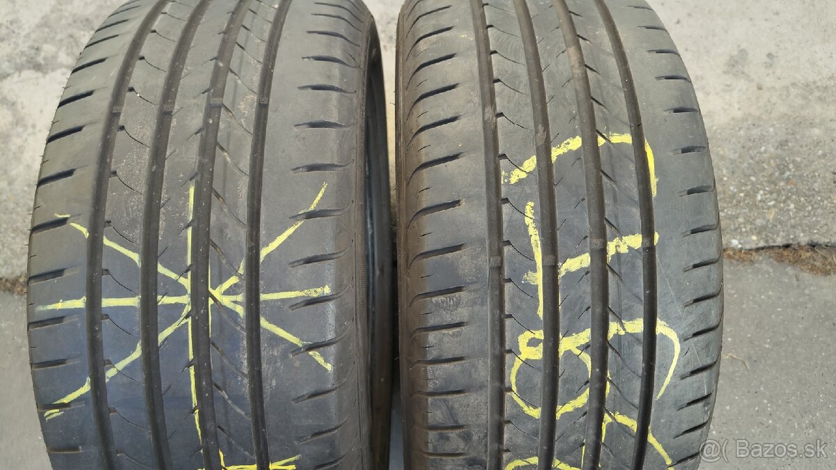 Letné Goodyear EfficientGrip 235/50/17 96W