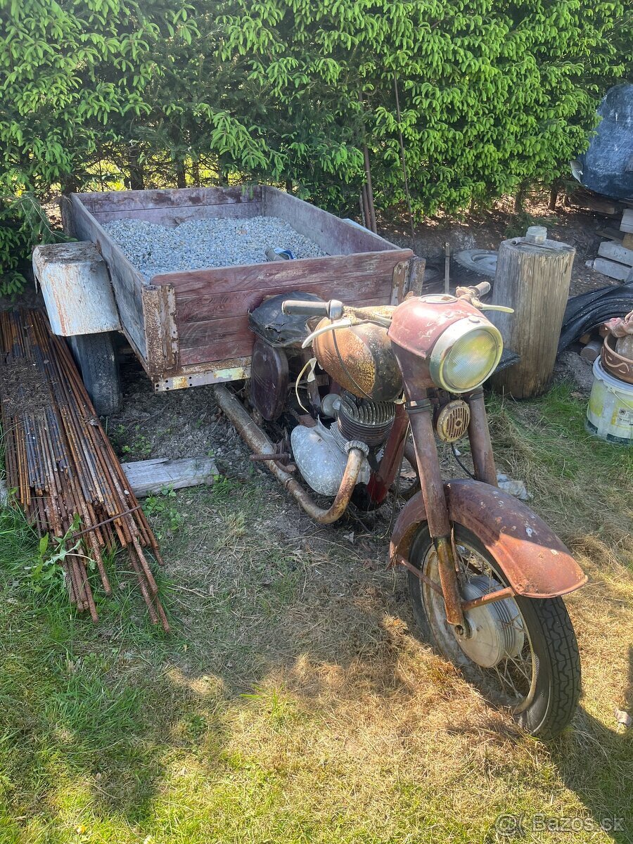Kúpim trojkolky Jawa