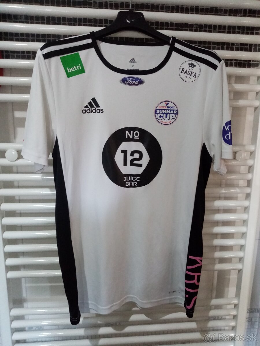 Adidas dres