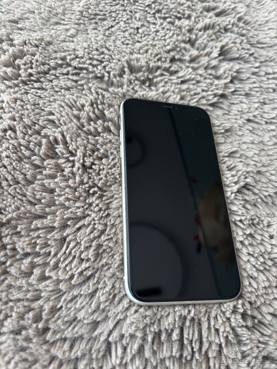 iPhone 11 (128 GB)