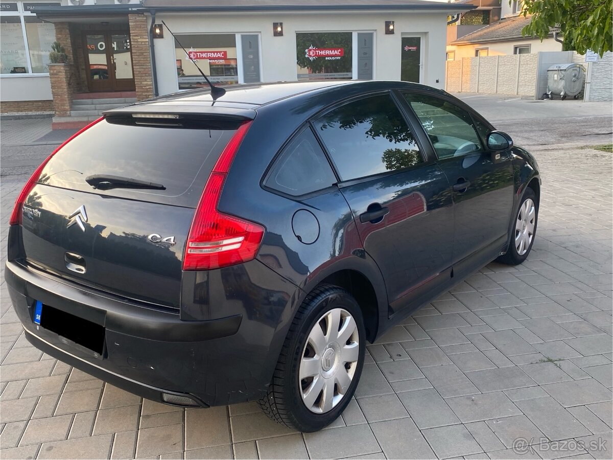 Predám Citroën C4 1.6i (80kw) r.v2010 STK:do2027 Kup SR