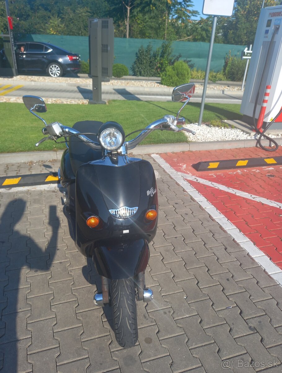 Aprilia Mojito 125 Custom