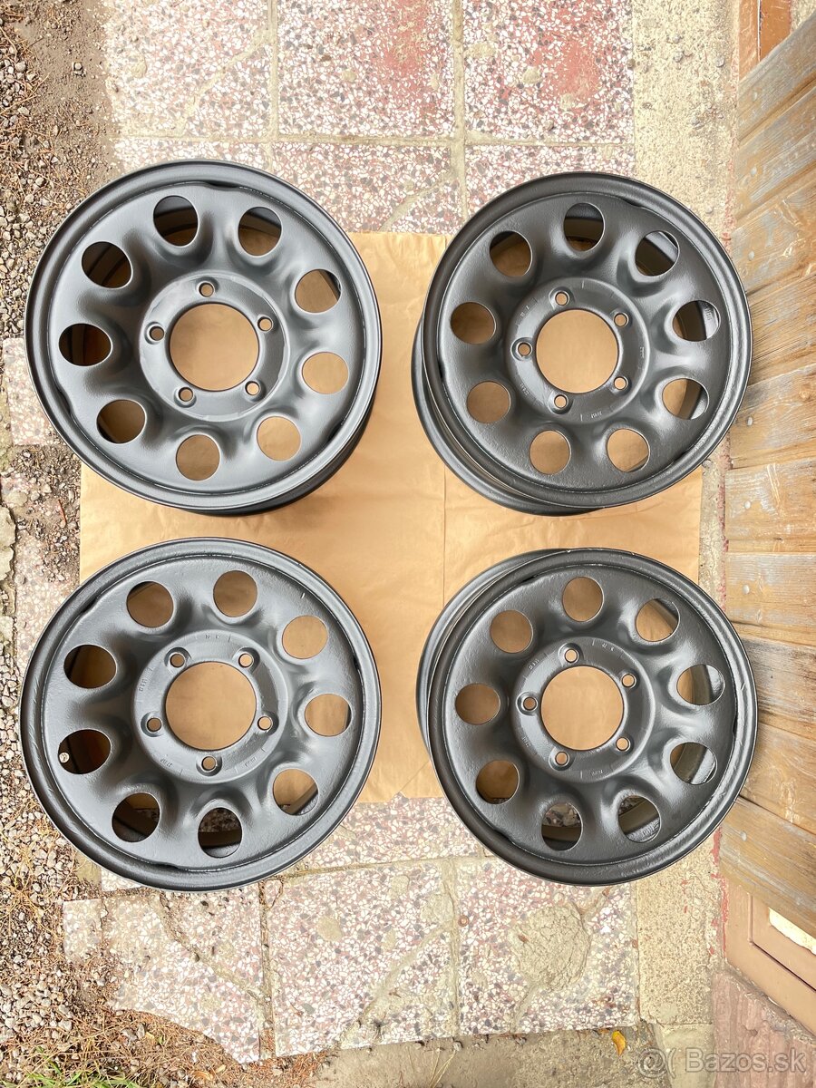 orginal plechove disky suzuki jimny