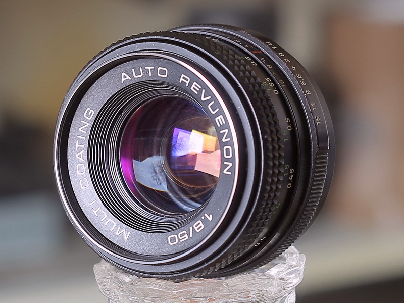Auto REVUENON 50mm / F 1,8 / M42 (Trioplan bokeh)