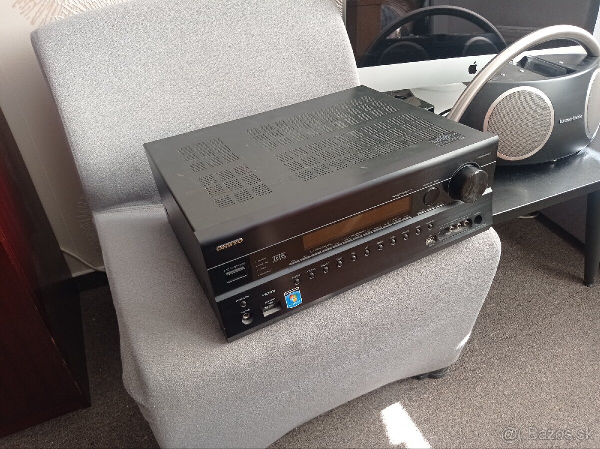 Onkyo TX-NR708 reciever