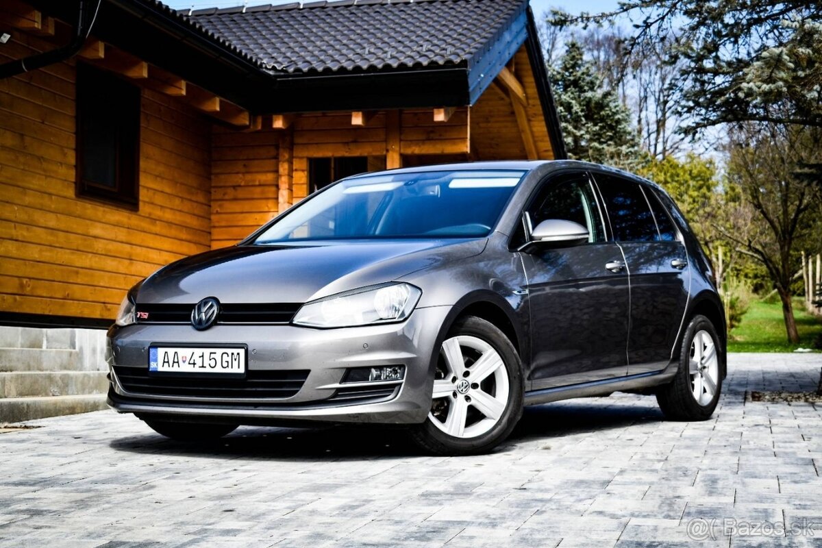 Volkswagen Golf 1.2 TSI BMT 105k R-Line Comfortline