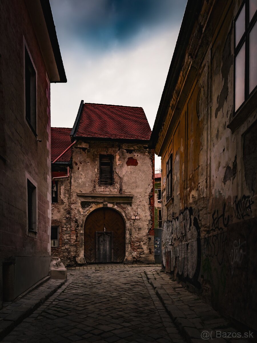 Super kompaktný a sveteľný objektív Sony 24mm f2.8