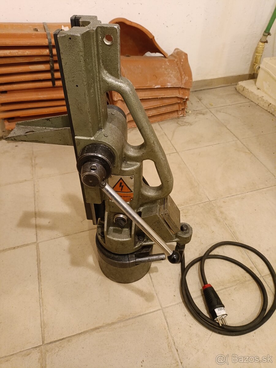 Predám magnetický stojan VJ 432