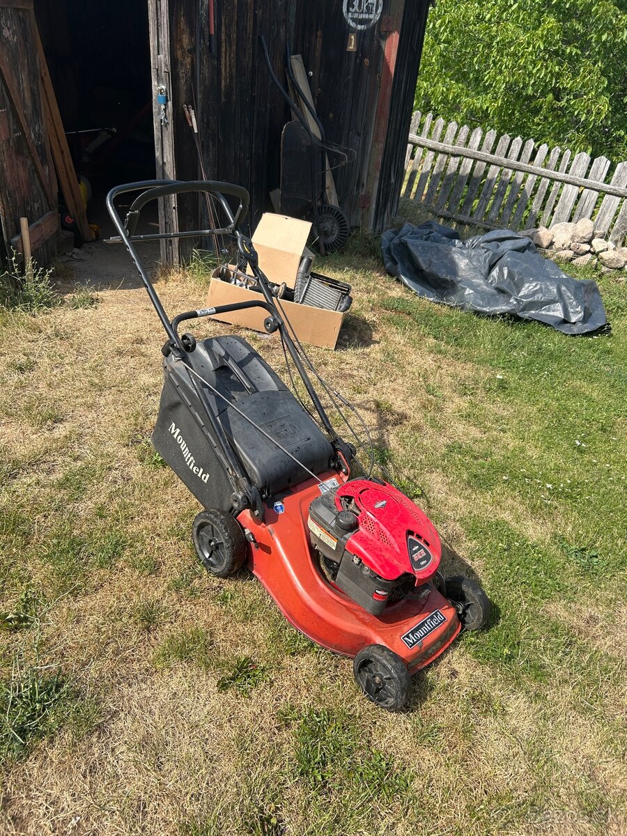 Kosačka s pojazdom Mountfield