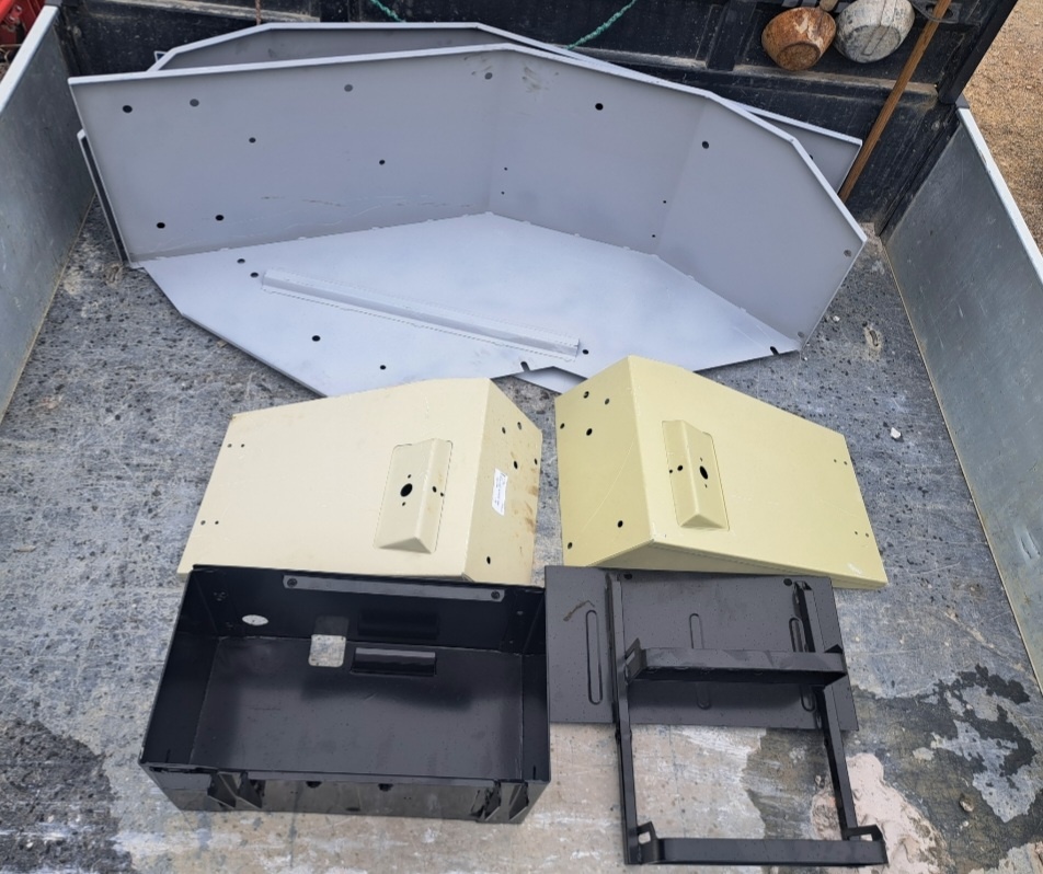 PREDAM ZADNE BLATNIKY TRAKTOR ZETOR